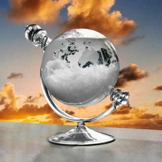 Sturmglas zur Wettervorhersage - Globus