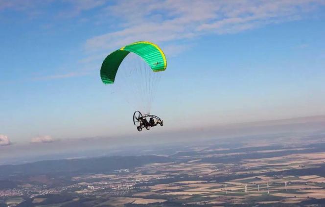 Motorgleitschirm-Rundflug Rotenburg (Wümme)