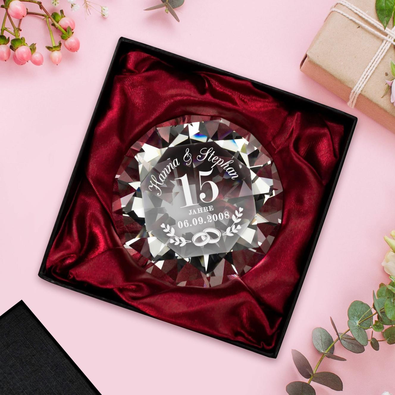 KristallDiamant mit personalisierter Gravur Funkelndes Geschenk zur 15. Hochzeitstag