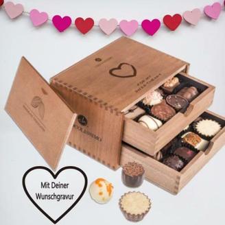 Chocolaterie - Liebe im Holzkästchen mit Personalisierung