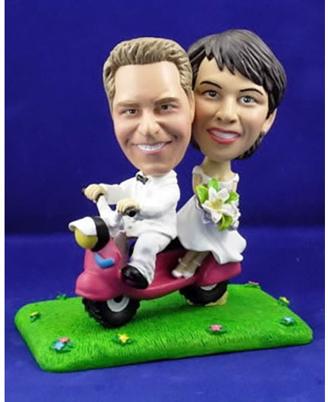 3D-Comicfigur vom Foto - Paar auf dem Roller (QW-1022)