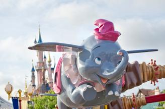 Premium Familien-Kurzurlaub Disneyland® Paris für 3 (4 Tage)