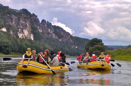 Schlauchboottour durch die Sächsische Schweiz