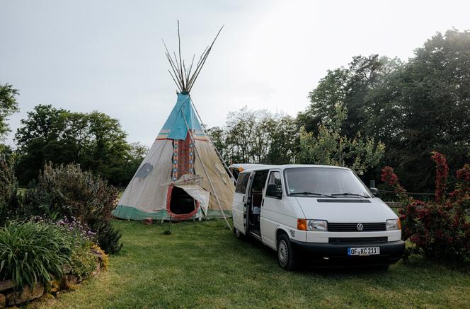 Übernachtung im Campervan mit Hot Tub Dreieich für 2 (1 Nacht)