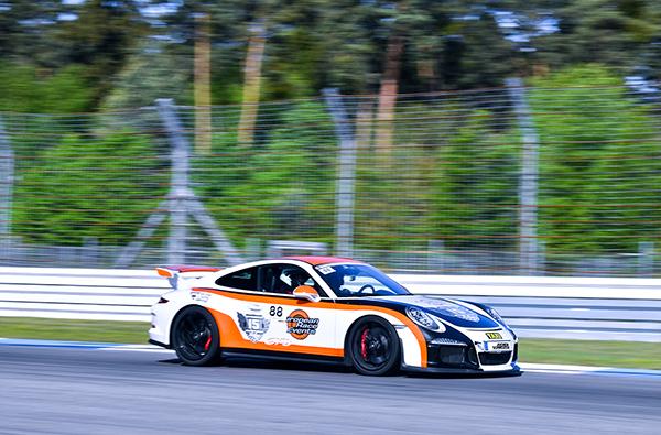 Porsche GT3 selber fahren (30 Minuten)