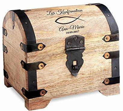Casa Vivente Schatztruhe zur Konfirmation: Geldgeschenk für Jungen und Mädchen | Verpackung für Geldgeschenke aus Holz | Personalisiert mit Namen und Datum | Geschenk und Geschenkidee | Motiv Fisch