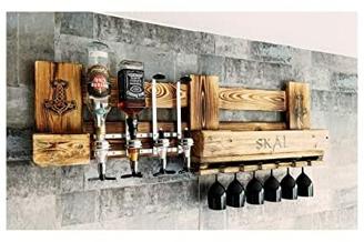 Wikkinger Wandbar - Holz rustikal mit Getränkspender & Flaschenhalter - Fächer für Flaschen, Bier, Met, Hörner etc. - Geschenk für Männer - Schnapsregal aus Holz, Regal für Whisky, Gin