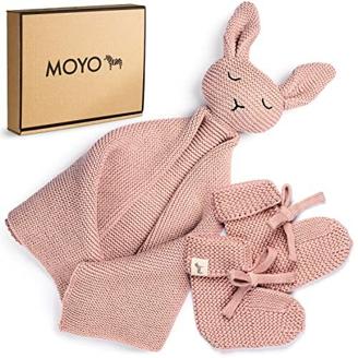 MOYO Baby Geschenk Set - hochwertiges Strickset aus Schnuffeltuch und Schühchen – Bio-Baumwolle (GOTS) - als Geschenk zur Geburt Junge & Mädchen – Baby Erstausstattung Neugeborene (Hej Baby - Rosé)